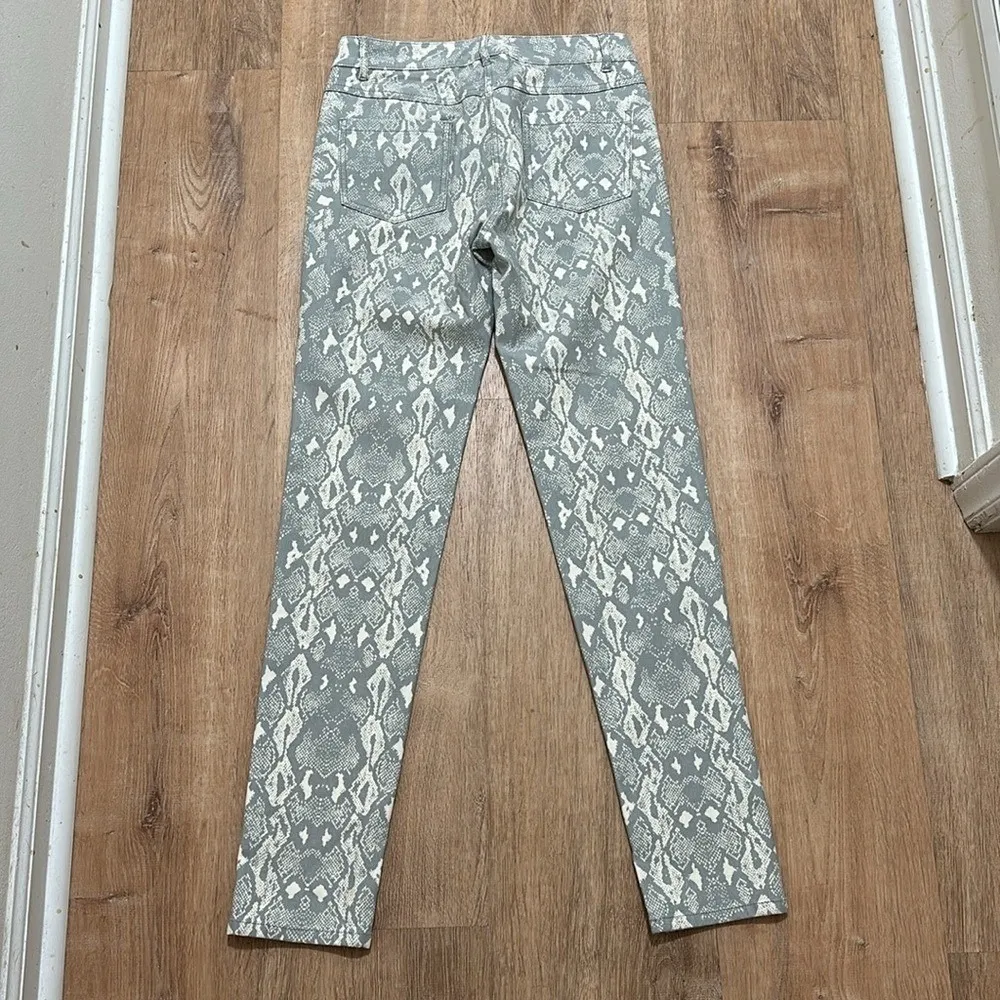 J. MCLAUGHLIN | Gray Snakeskin Reptile Lexi Skinny Jeans - Image 3