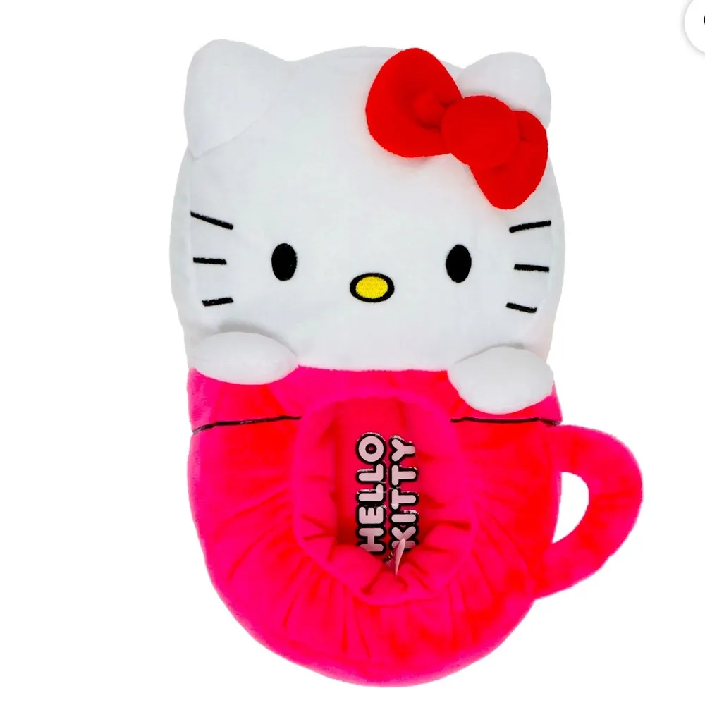 Hello Kitty by Sanrio Women’s Indoor/Outdoor Step-in Slipper, Regular Width - Image 2