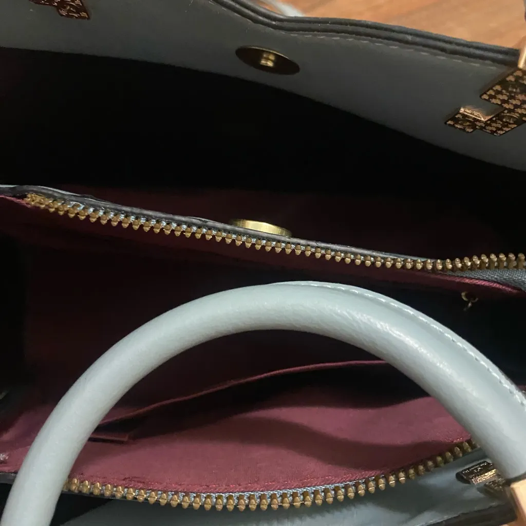 Womens Purse Hand Shoulder Bag Light Plue Plaid Front 7” H X 9” W X 4” Deep feet Blue - Image 3