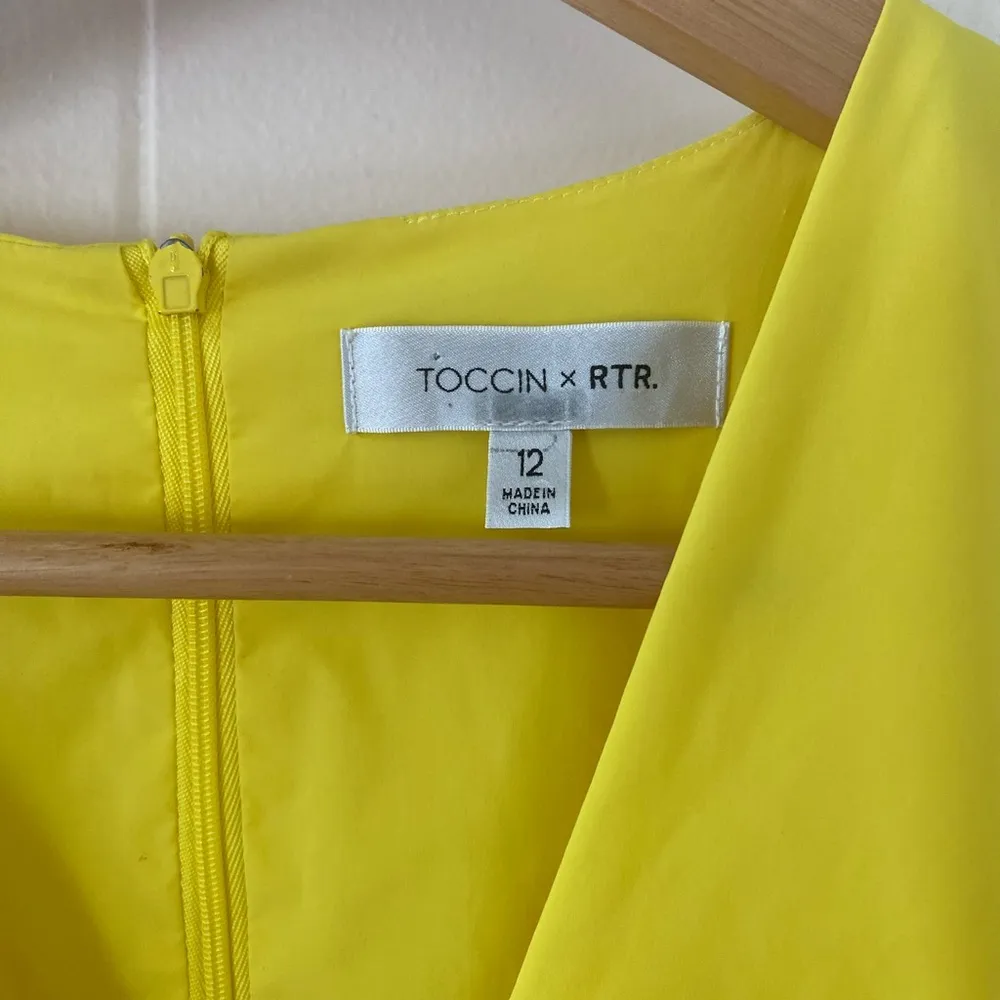 TOCCIN X RTR Twist Front Belted Midi Dress in Lemon Yellow Size 12 Gently Used - Image 5