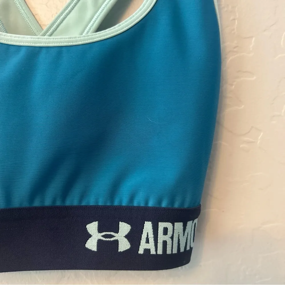 Under Armour blue infinity criss cross back compression sports bra size small - Image 8