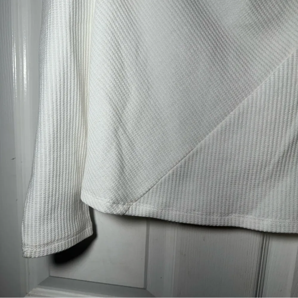 Elodie • Blouse • Off Shoulders • Long Sleeves • White • Large - Image 2