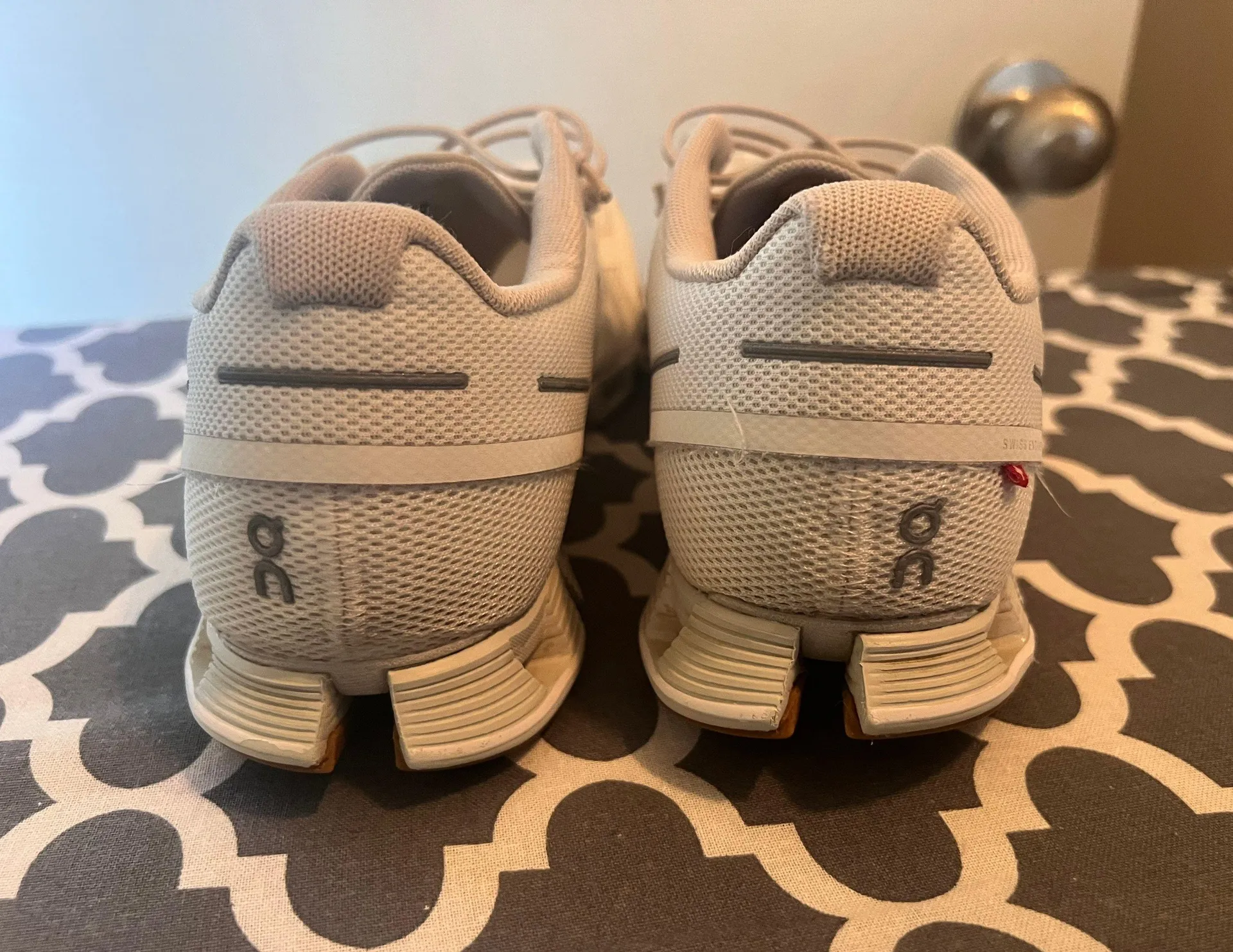 On Cloud  womens - Image 3