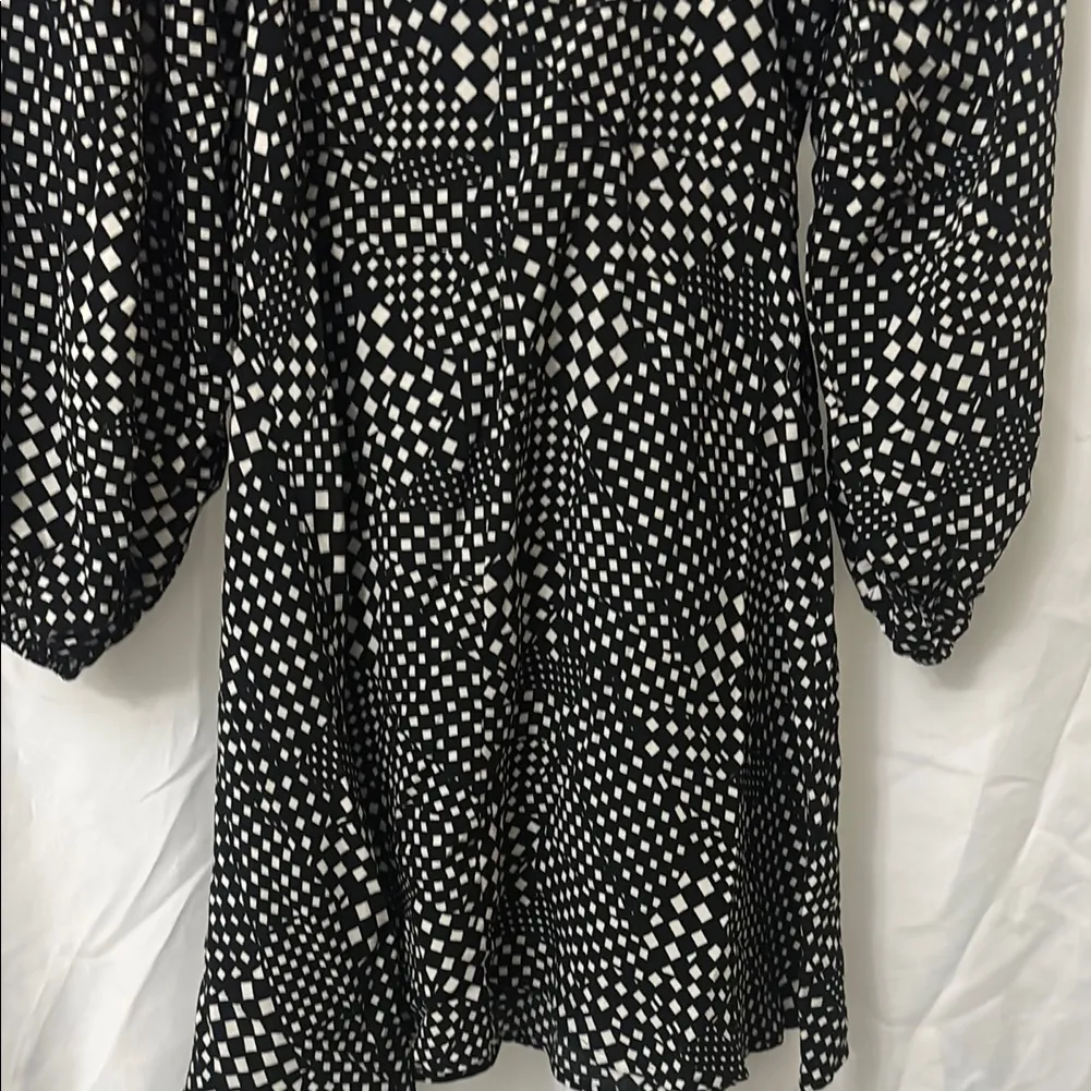 Whimsy + Row Black and White Sheath Dress with Bishop Sleeves - Image 7