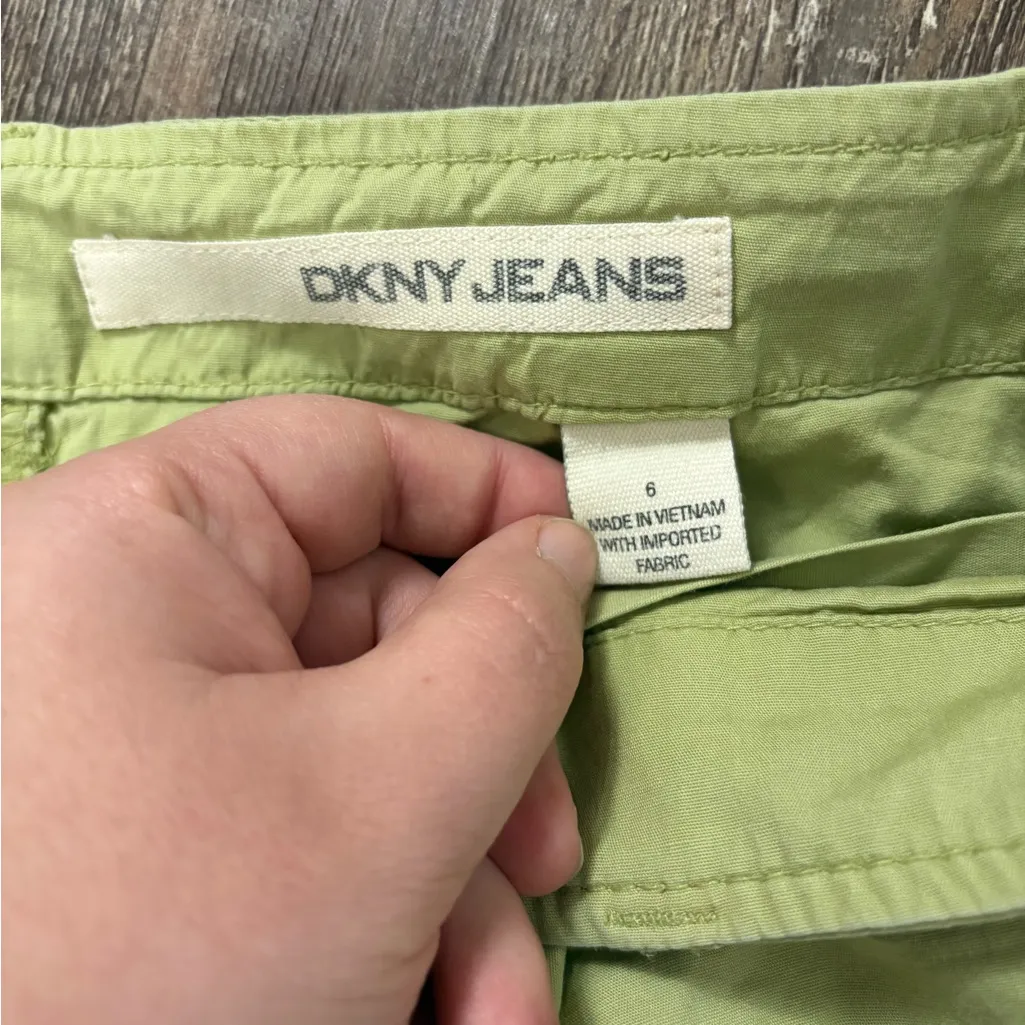 DKNY Jeans Green Cargo Drawstring Utility Jogger Pants Size 6 Outdoor Gorpcore - Image 3