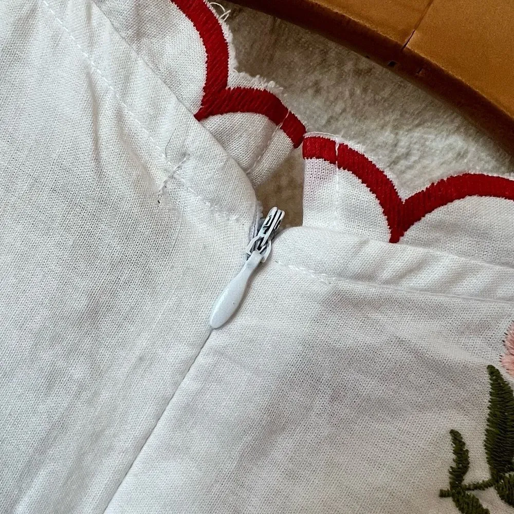 The Poppy Floral Embroidered Midi Dress Size M - Image 10