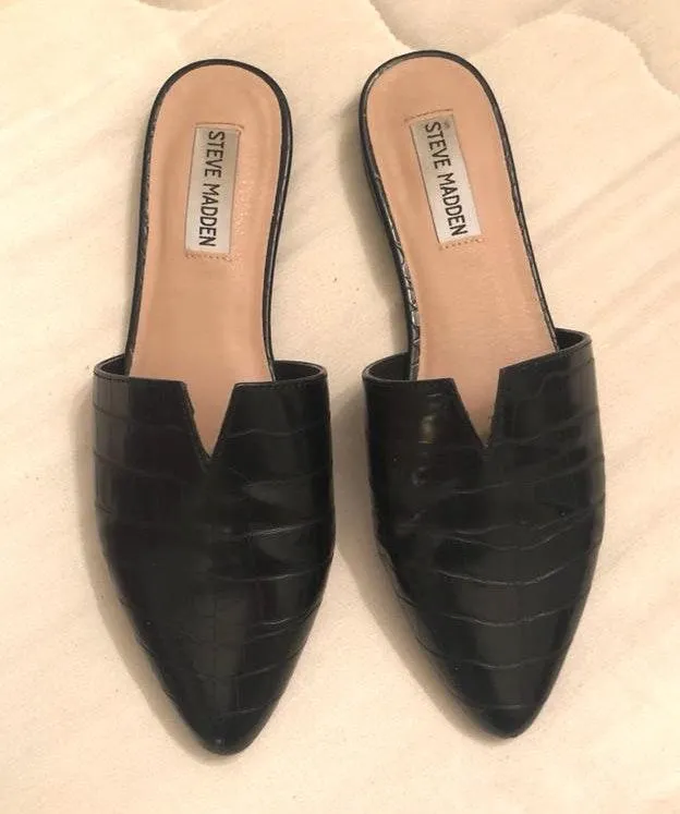 Steve Madden Leather Slides - Image 3