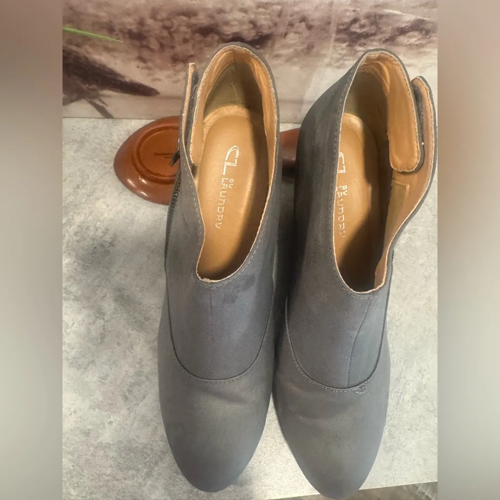 CL by Laundry Taupe Ankle Booties Size 9.5 - Image 5
