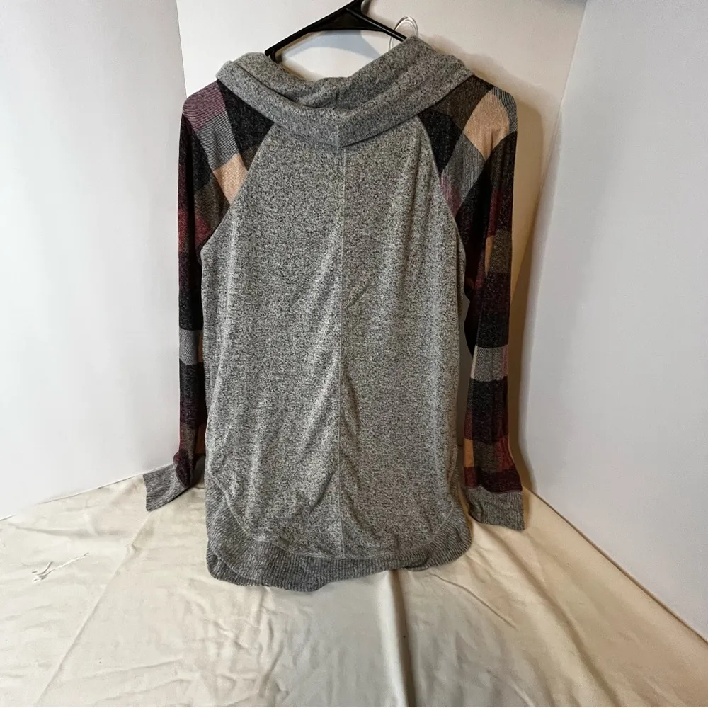 Maurice’s crowl neck sweater - Image 2