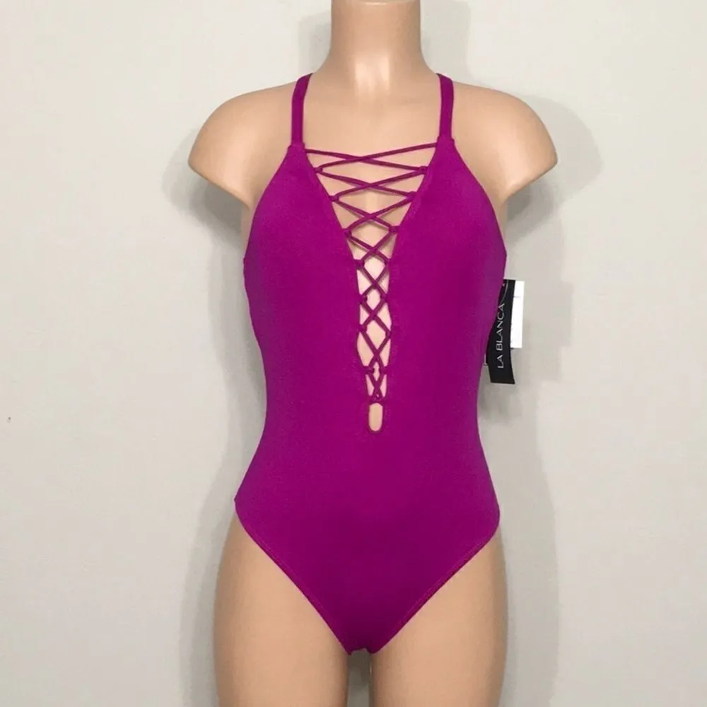 La Blanca Magenta lace up high neck. 6DD/ top. NWT - Image 5