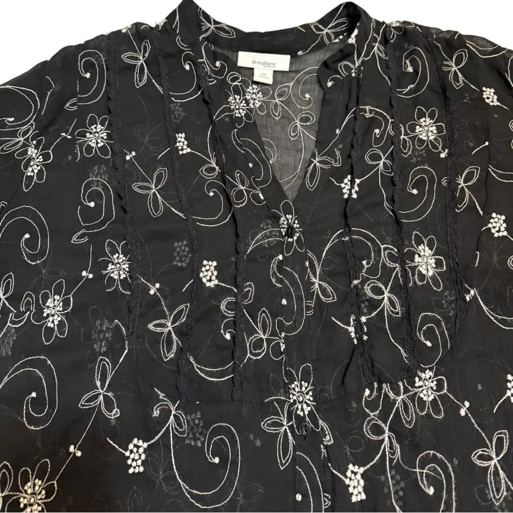 Vintage Black & White Lace Trim Sheer Embroidered Button-Up Blouse - Image 3