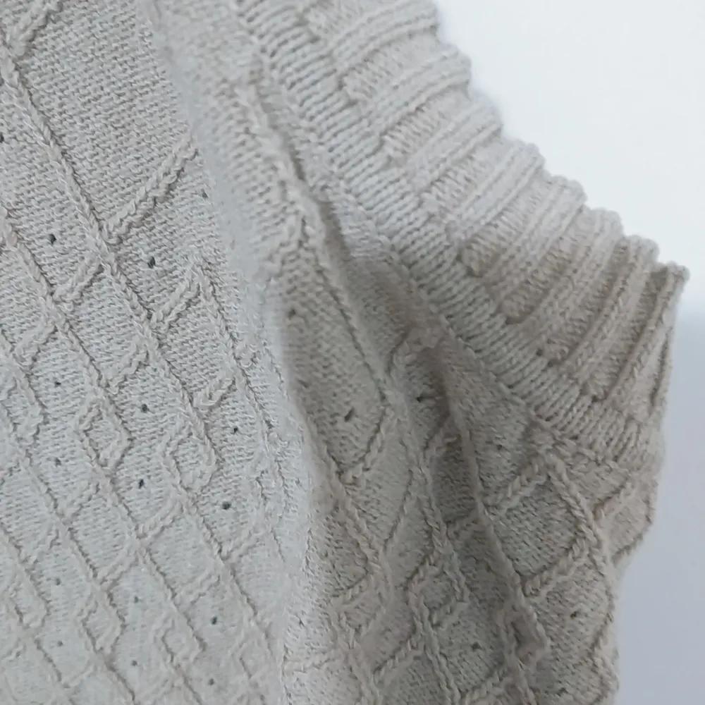 Liz Claiborne 2X Beige Knit Vest Plus - Image 4