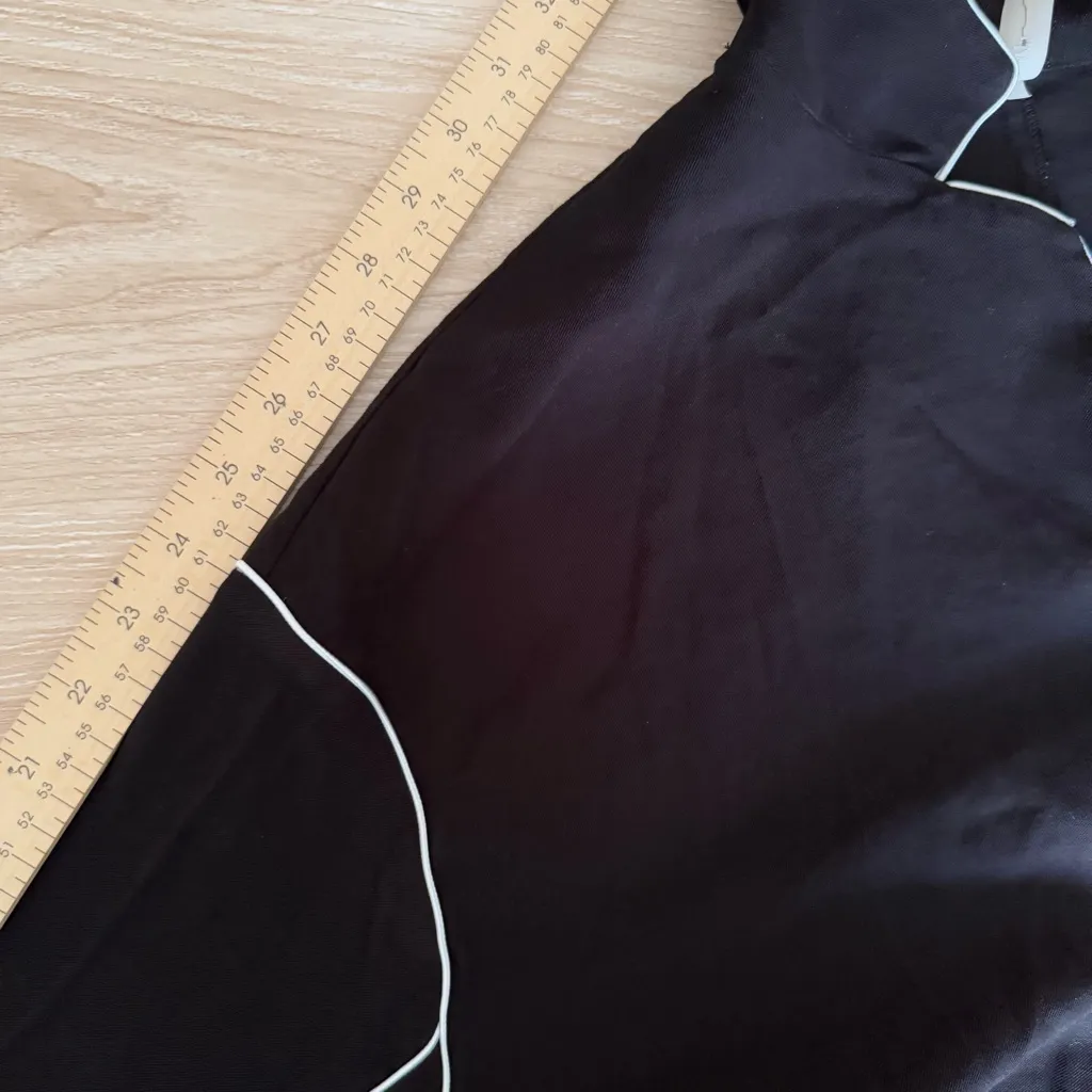 Nap Medium Black Pajama Set Long Sleeve Shirt & Shorts Loungewear Minimalist - Image 11