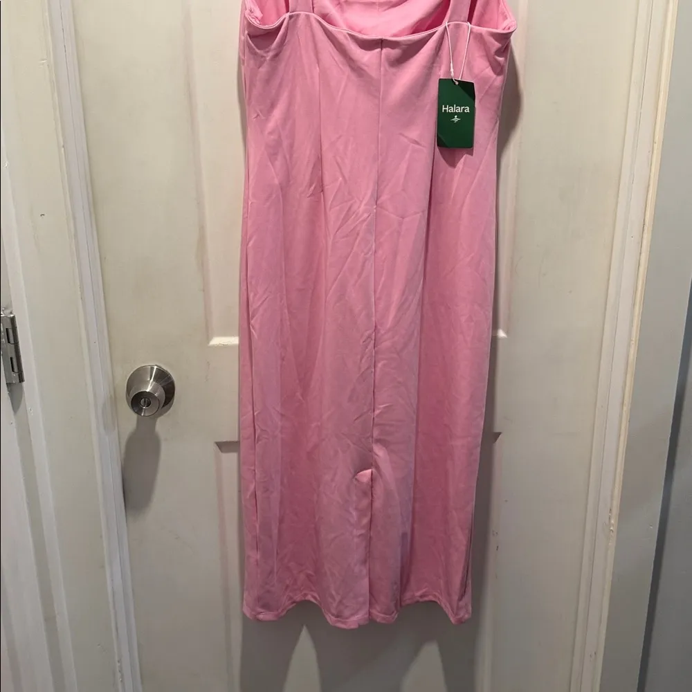 NWT halara Pink Sleeveless 4 way stretch. Modern soft fit. Size M. Shorts! - Image 4