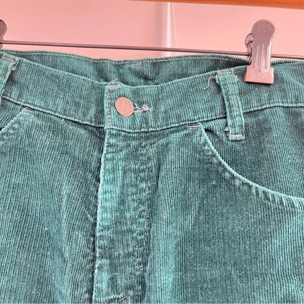 Levi’s Vintage 60s 70s White Tab Green Corduroy Flare Bell Bottom Jeans 28x31 - Image 15