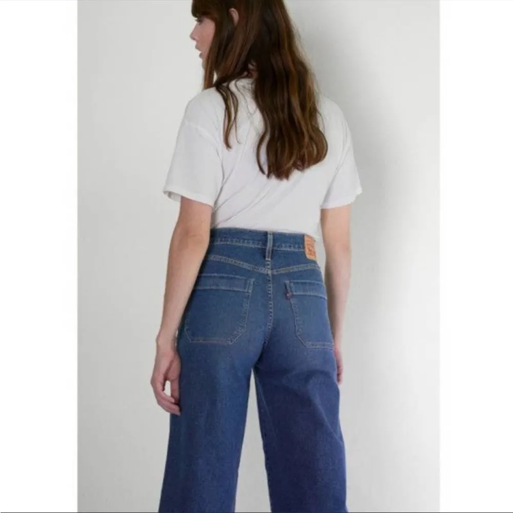LEVI’S Mile High Cropped Wide Leg Jean - Image 2
