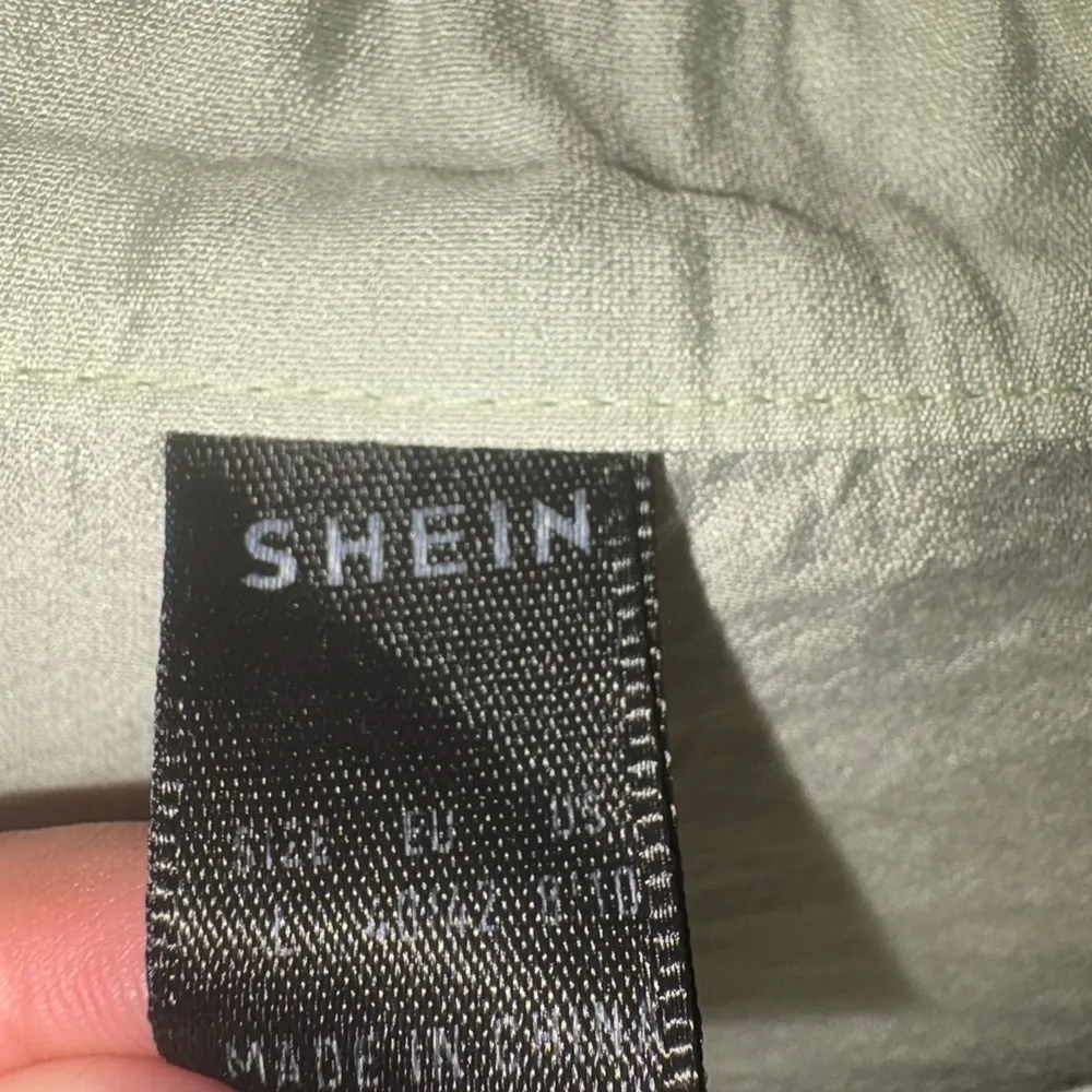 SHEIN Two-Tone Button-Up Mint/ Aqua Long Sleeve Shirt - Image 4