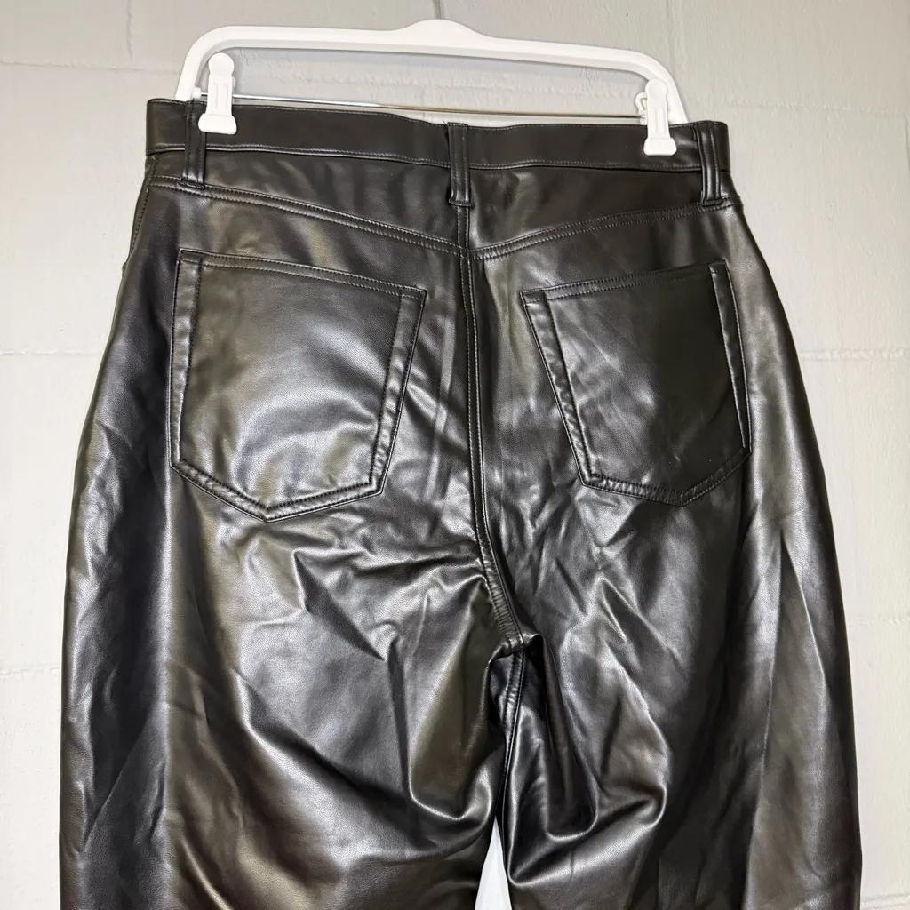 Abercrombie & Fitch The 90s Straight Ultra High Rise Leather Crossover 32/14 S - Image 7