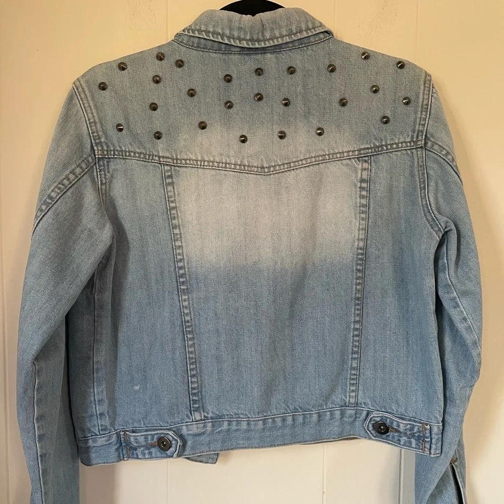 Forever 21 Crop jean jacket light wash denim studded 90’s Y2K women’s size S - Image 6