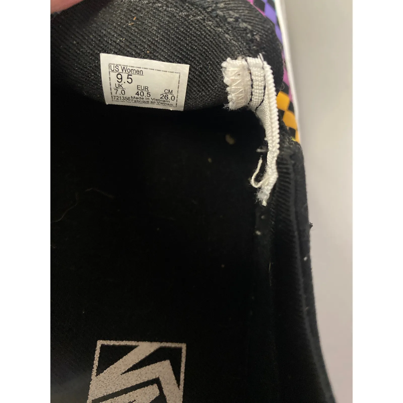 Vans Classic Slip On Rainbow Checkerboard Skate Shoes Women's 9.5 - Image 5