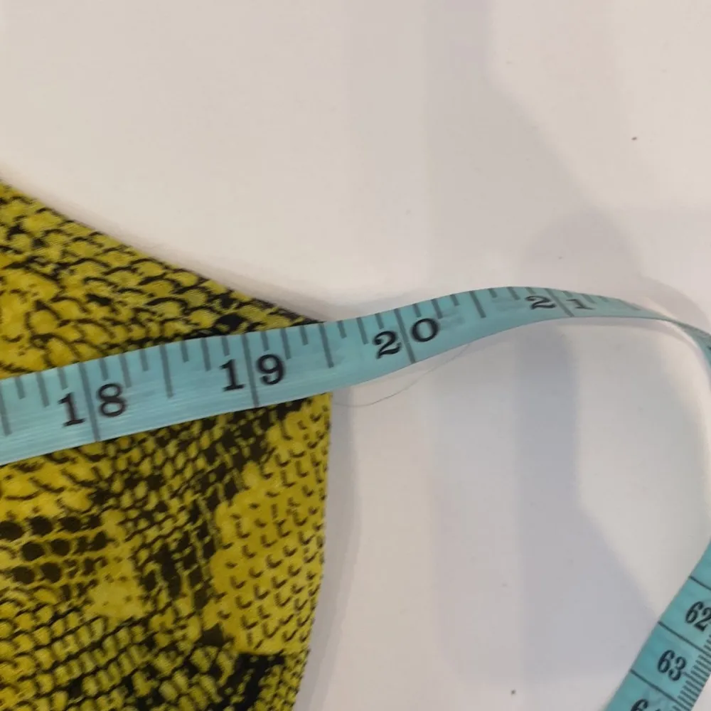 Torrid Midi Chiffon Pleated Dress Reptile All Over Print EUC Sz 12 Green/Yellow - Image 10