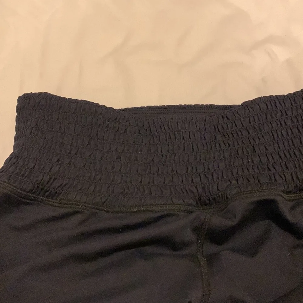 Spiritual gangster size m high rise cinched waistline black leggings - Image 4