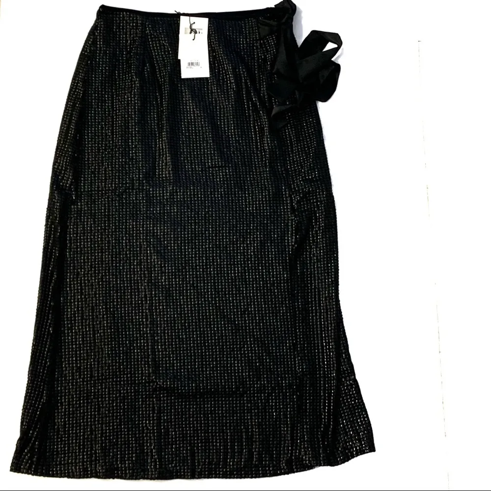 NWT Nordstrom Black Faux Wrap Midi Skirt with Embellished Sequins - Image 3