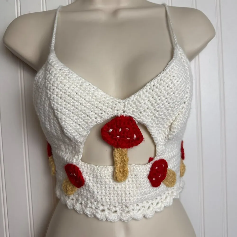 White crochet cropped tank mushroom detail handmade fits like small R1 Red - Image 2