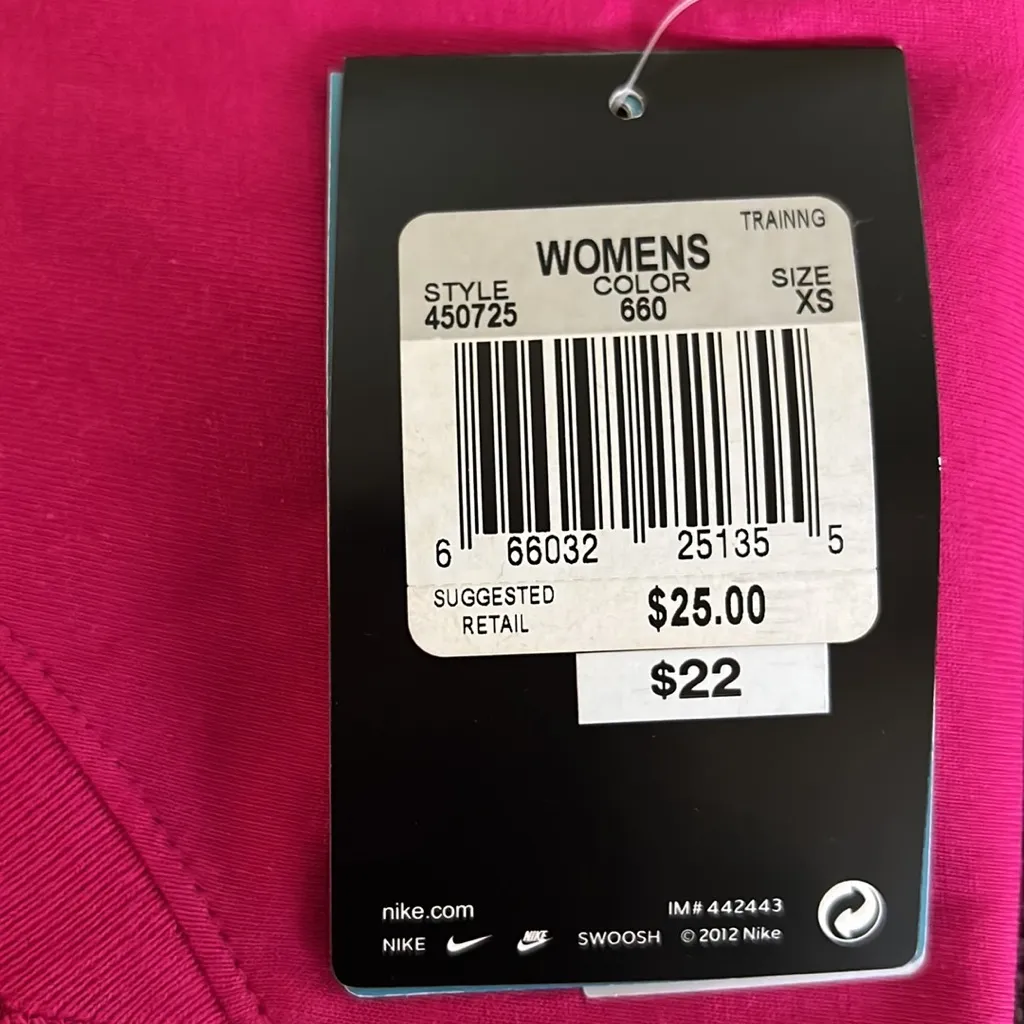 👚NWT Nike Dri-Fit Shirt - Image 3