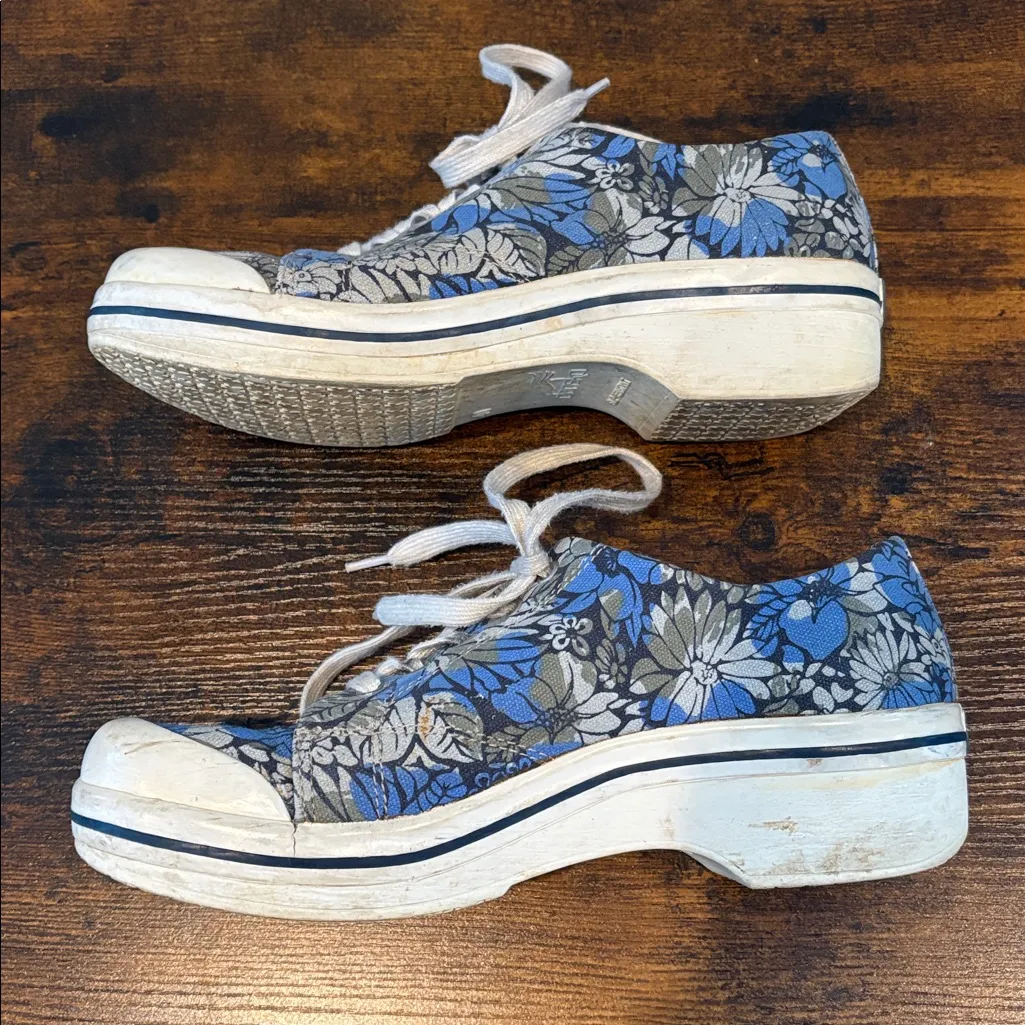 Dansko Blue Gray Paisley Floral Sneakers White Laces Slip Resistant Shoes 9.5 40 - Image 3