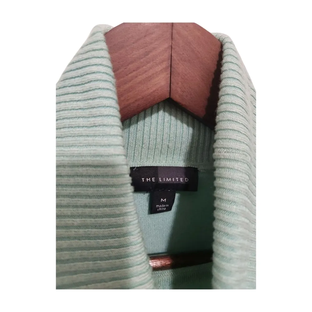 The Limited Long Sleeve Turtleneck Sweater M - Image 2