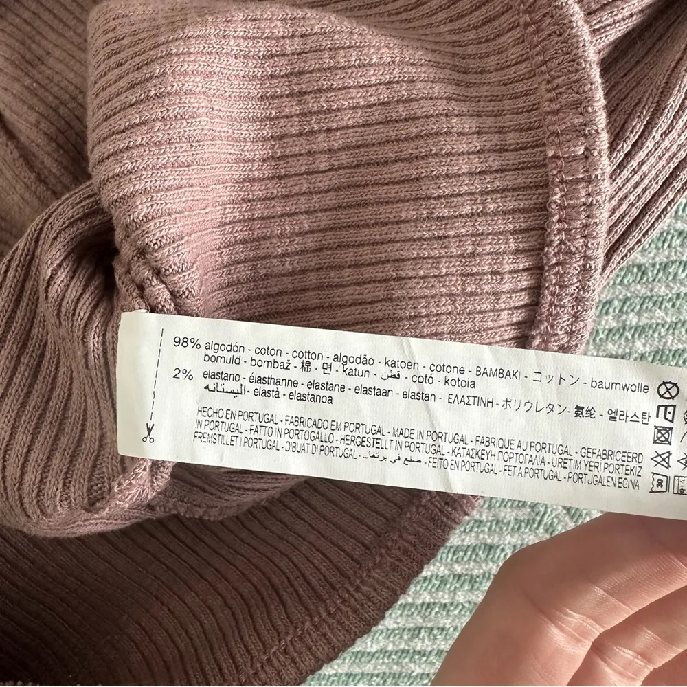 Zara Mauve Ribbed Knit Off The Shoulder Midi Dress - Image 6