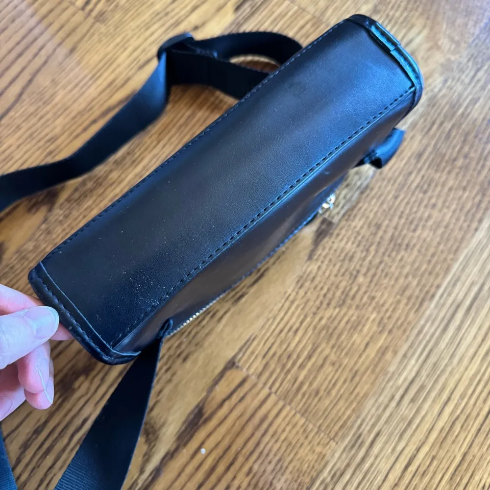 Amanda Uprichard New York black quilted fanny pack - Image 7