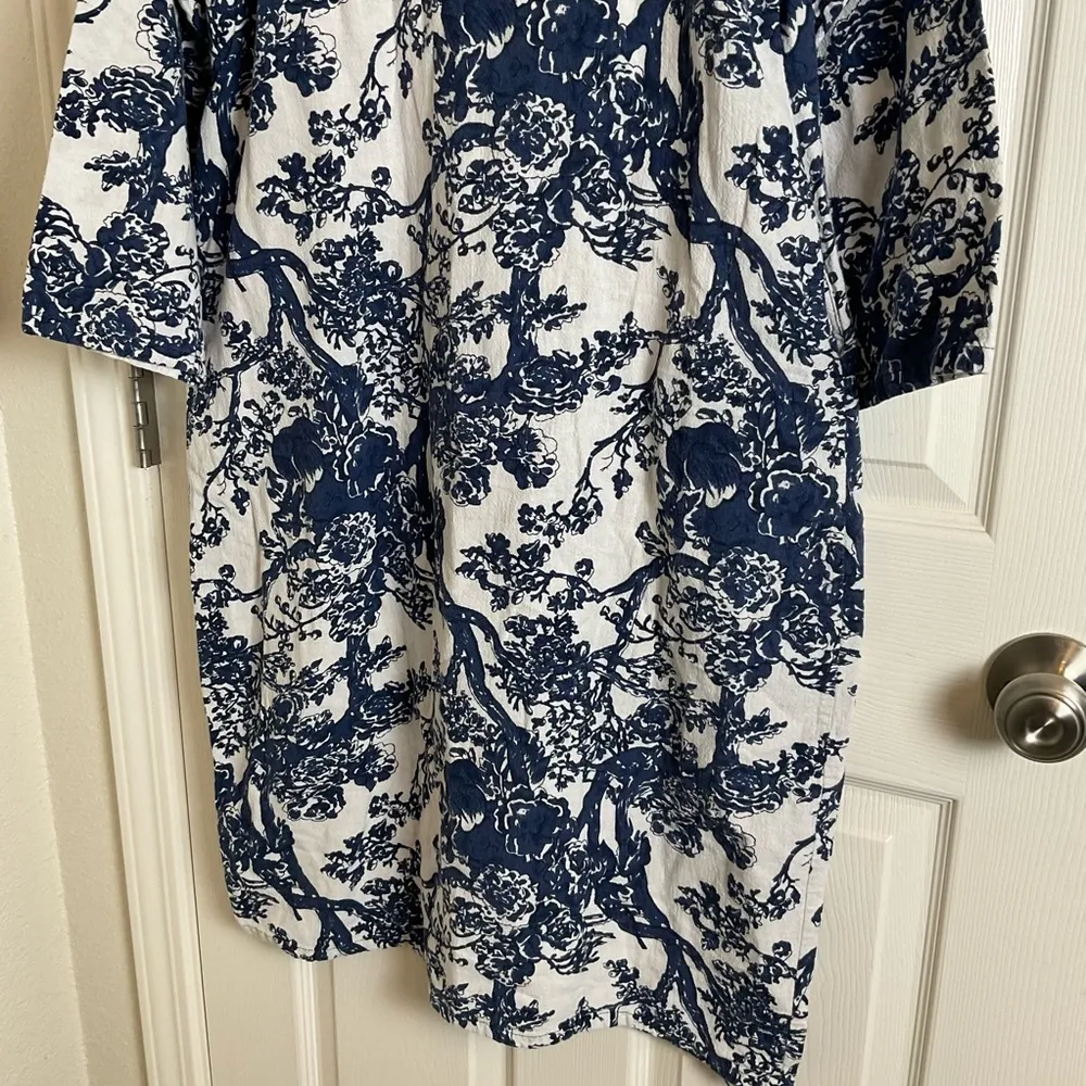 Zanzea Blue and White Floral Dress with pockets size large - Image 10