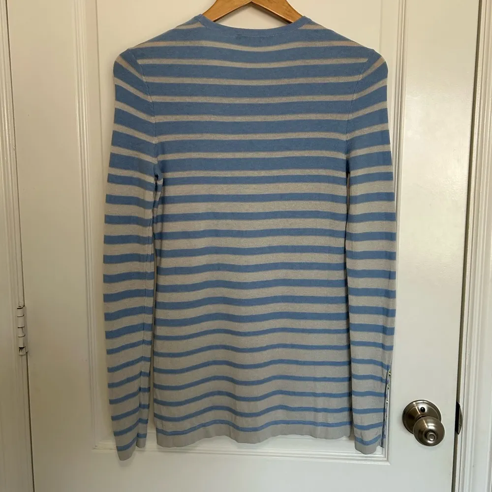 J. McLaughlin Women's Blue Striped Button Long Sleeve Lightweight Sweater XS - Image 2