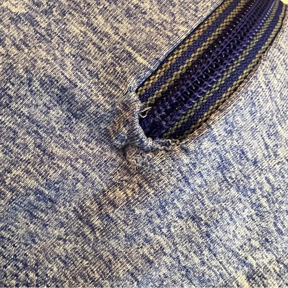 Athleta Fast Track 1/2 Zip Pullover Top Admiral Blue Heather Women’s Medium FLAW - Image 10