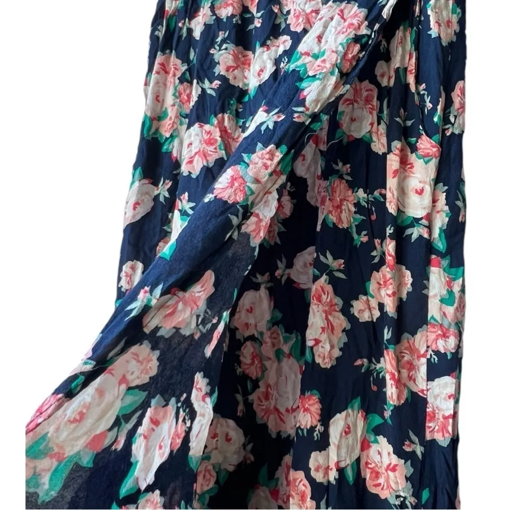 Women's floral midi dress light fabric short sleeve dance casual midi size L. Blue Size L - Image 4