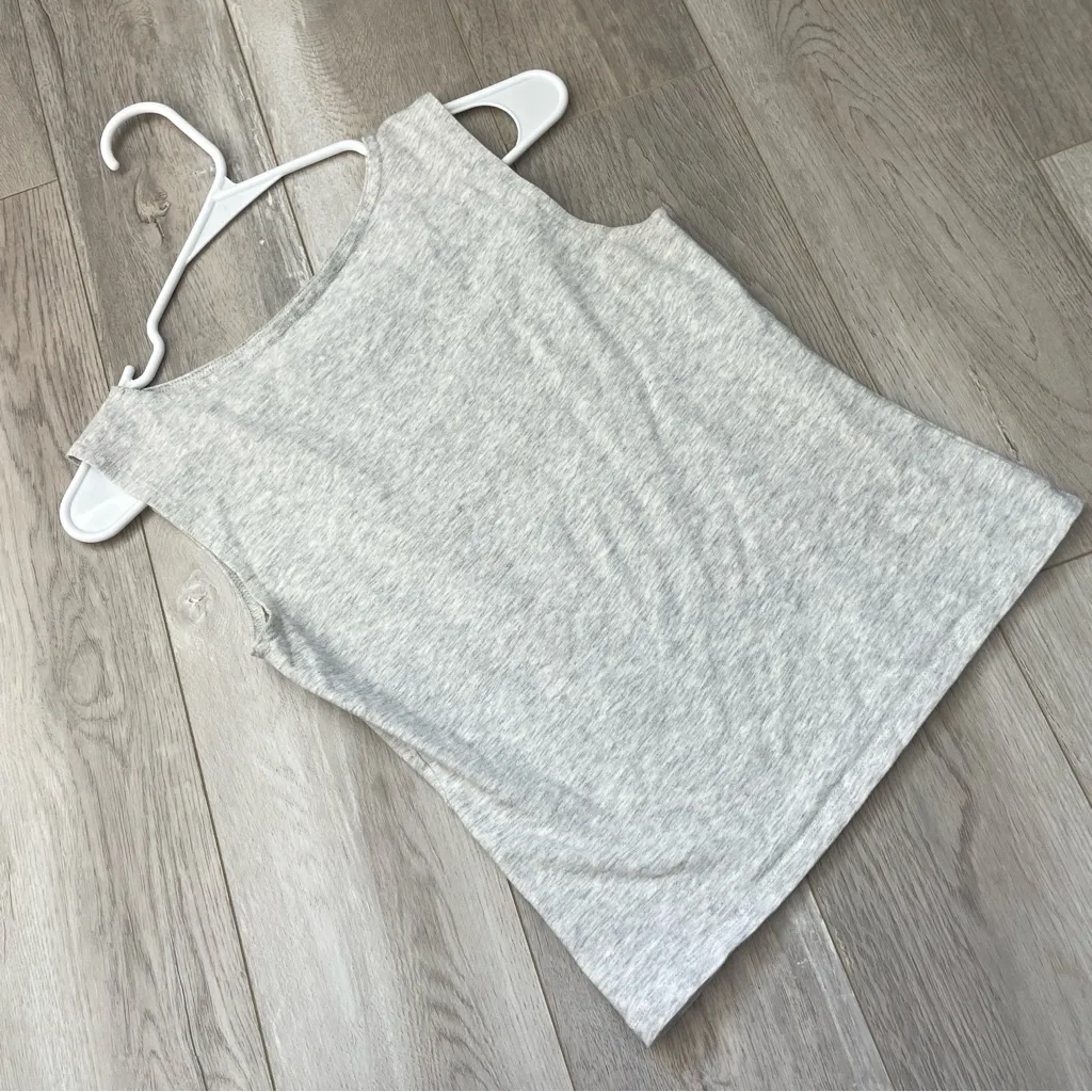 Brandy Melville Tank Top high neck crop womens Gray (one size) minimalist casual - Image 4