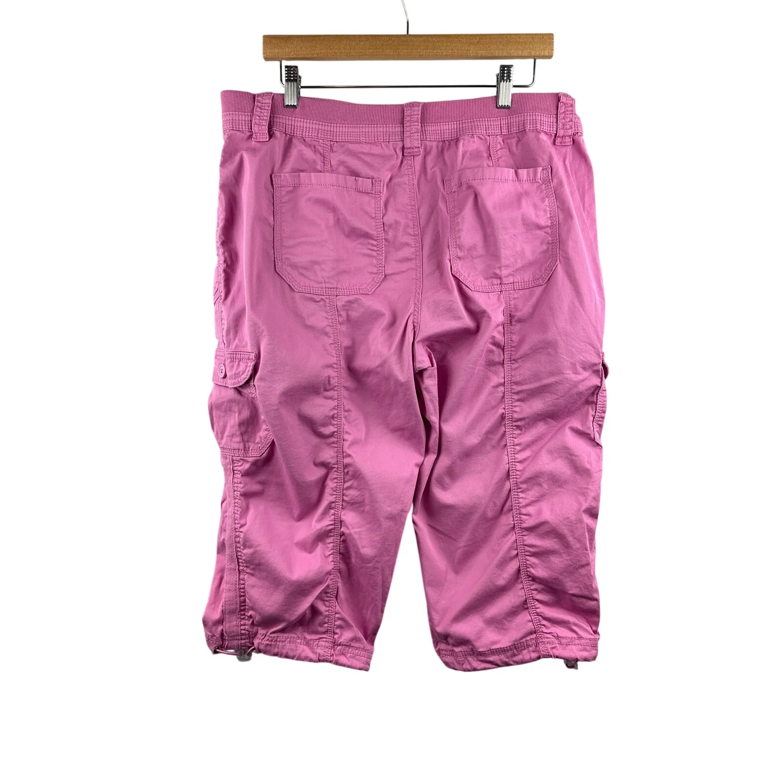Women’s Style & Co. Size 16P Pink Cargo Capris - Image 3