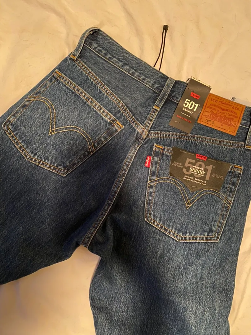 Levi’s 501 Skinny Jean - Image 6
