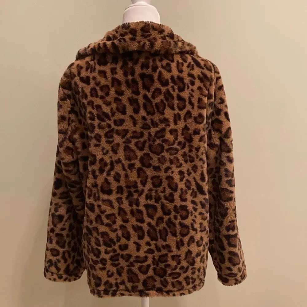 Melissa Paige  Cheetah Print Teddy Jacket - Image 4