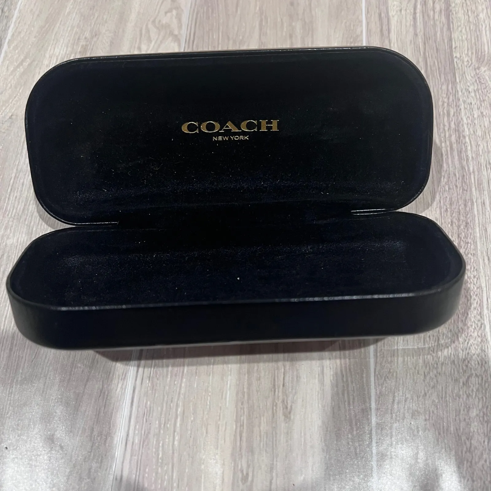 Coach Black Eyeglass Sunglasses Case Hardshell Clam Shell Protective no glasses - Image 2