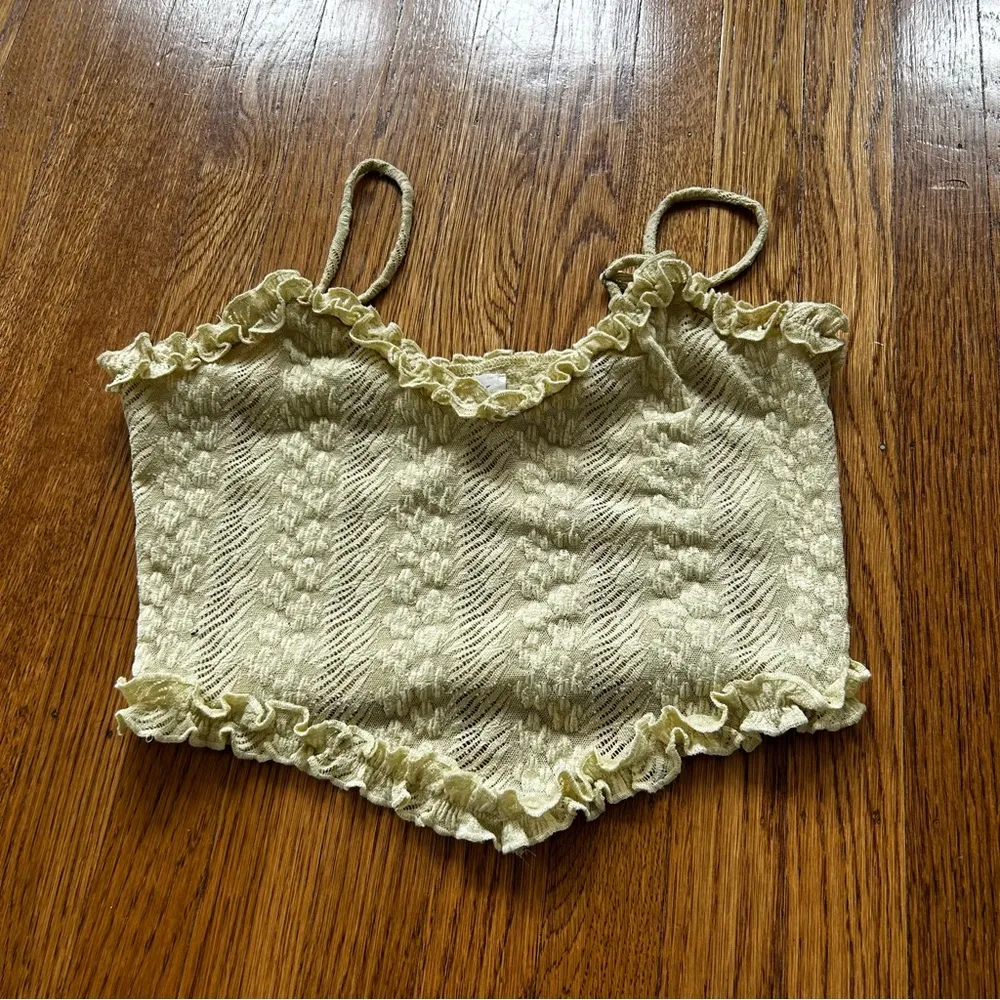 Ruffled yellow lace Crop Top - Image 3