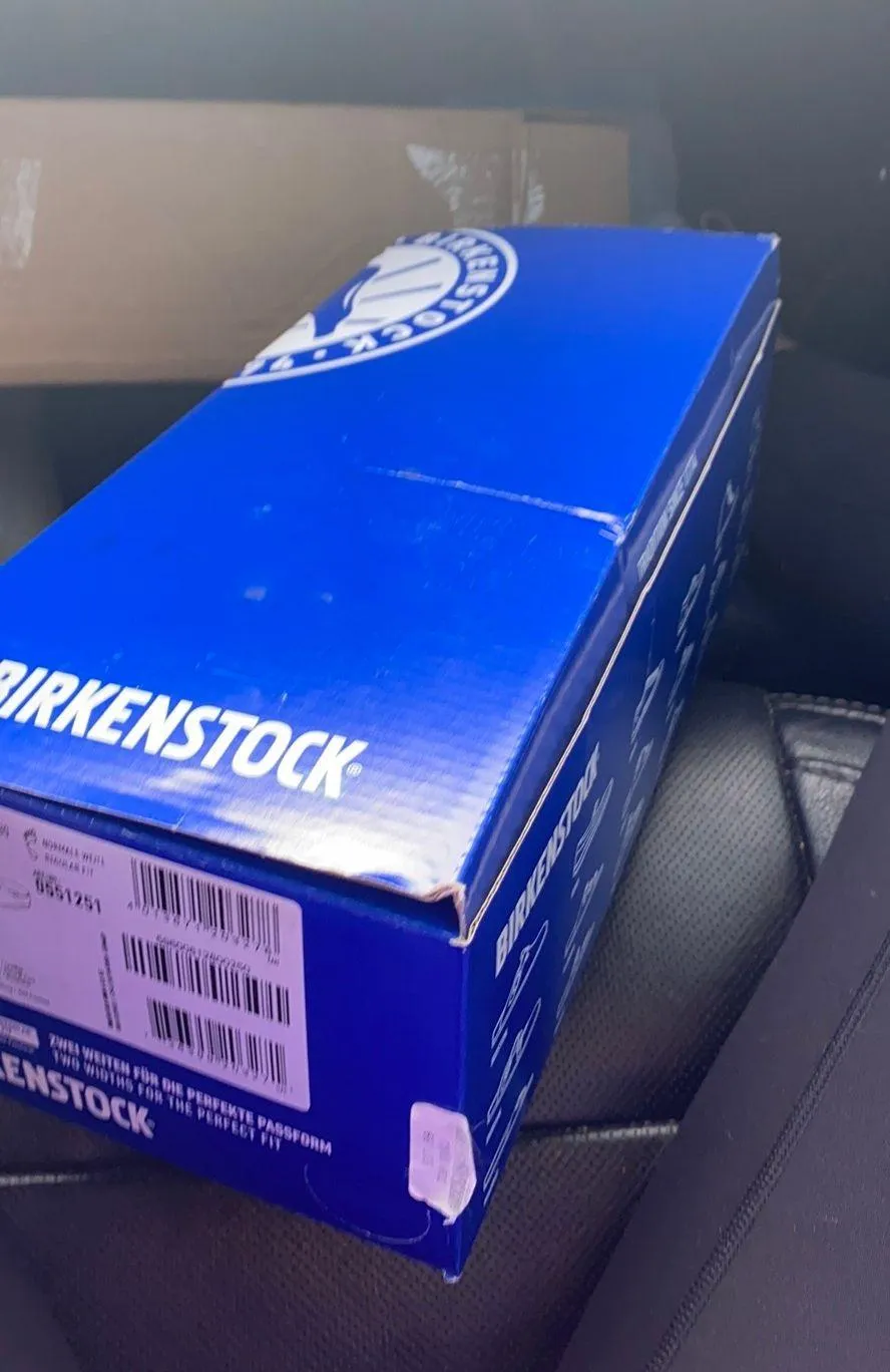 Birkenstock Arizona Black 2 Strap ’s - Image 8