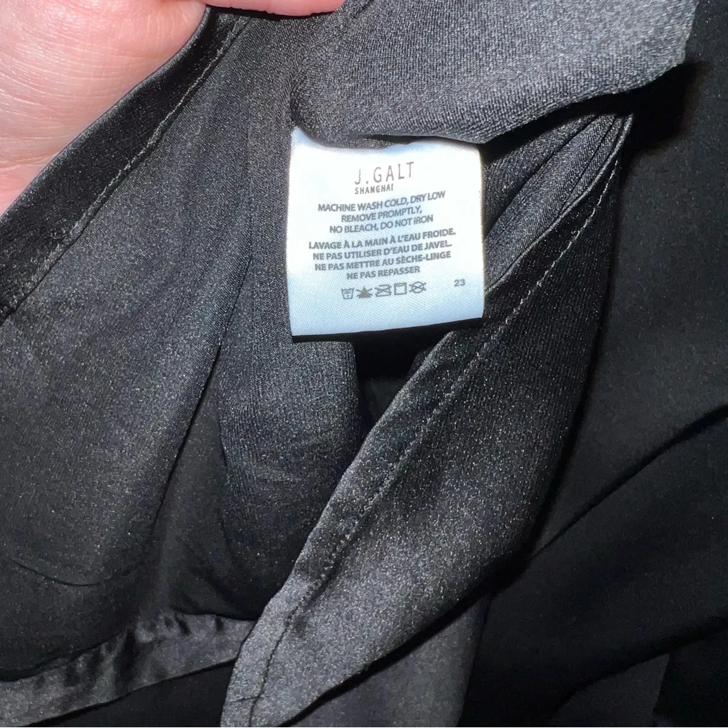 John Galt Women's Black Long Sleeve Button‎ Down Satin Top - Image 5