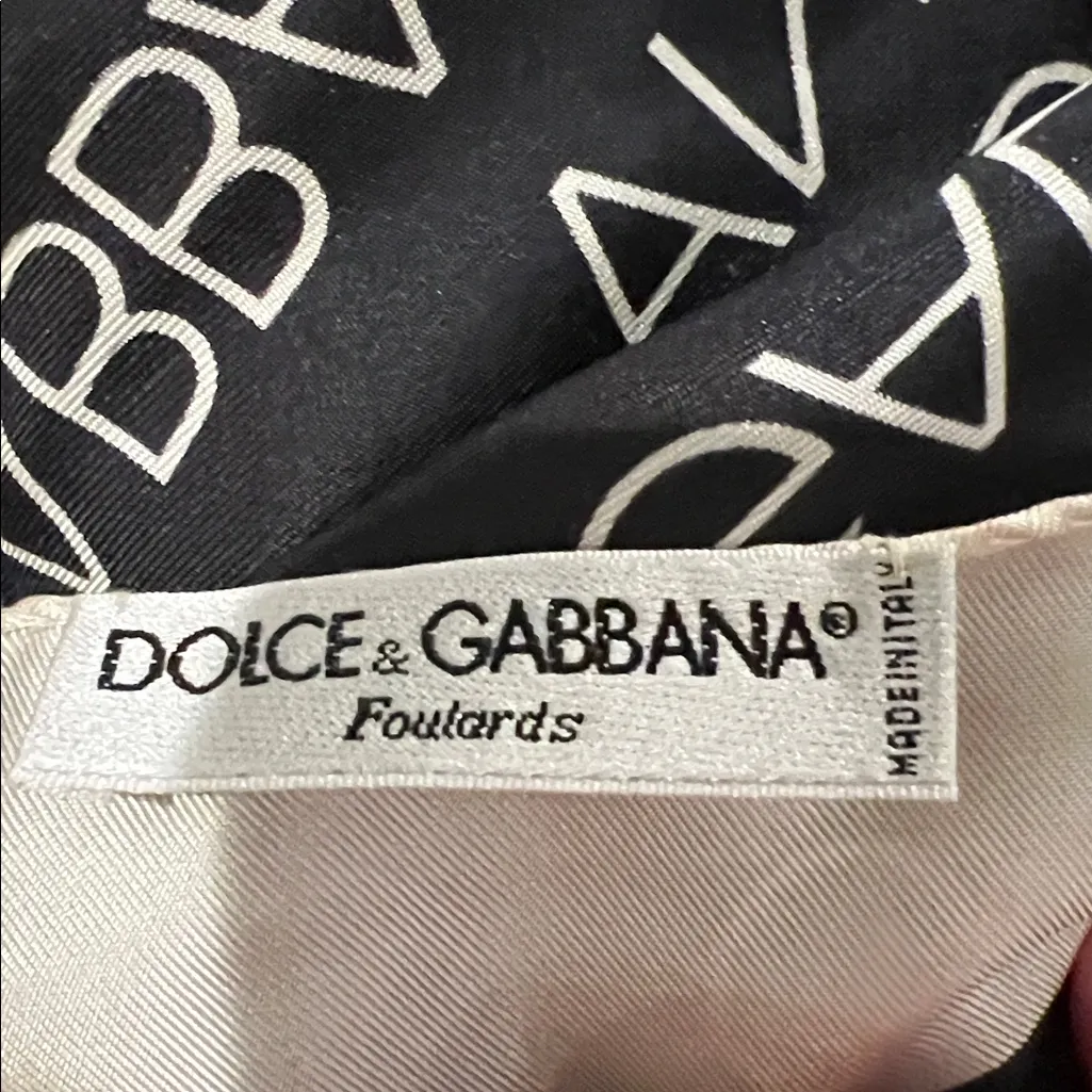 Dolce & Gabbana Black and Off White Square Silk Scarf EUC - Image 4