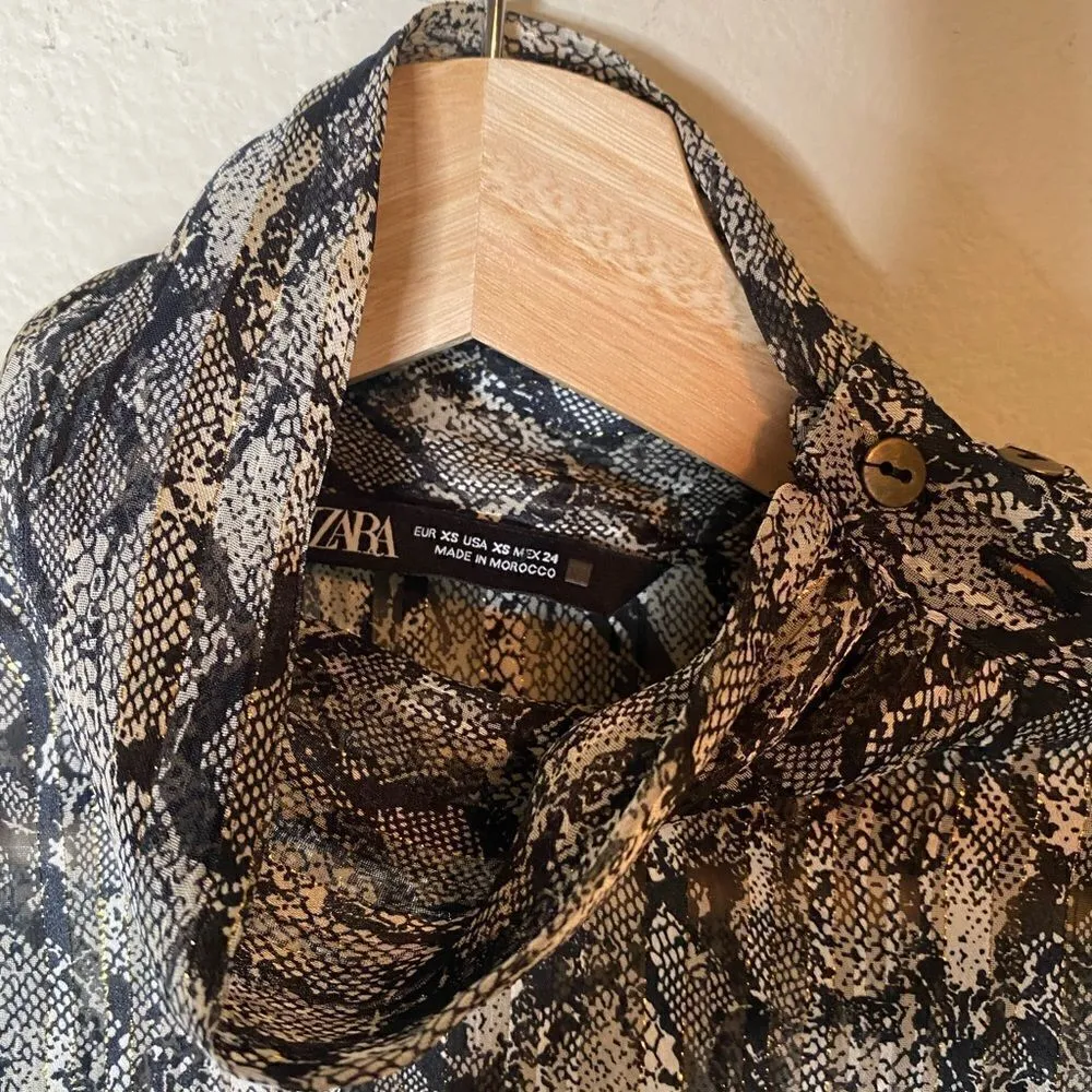 Zara Snakeskin balloon sleeve blouse - Image 4