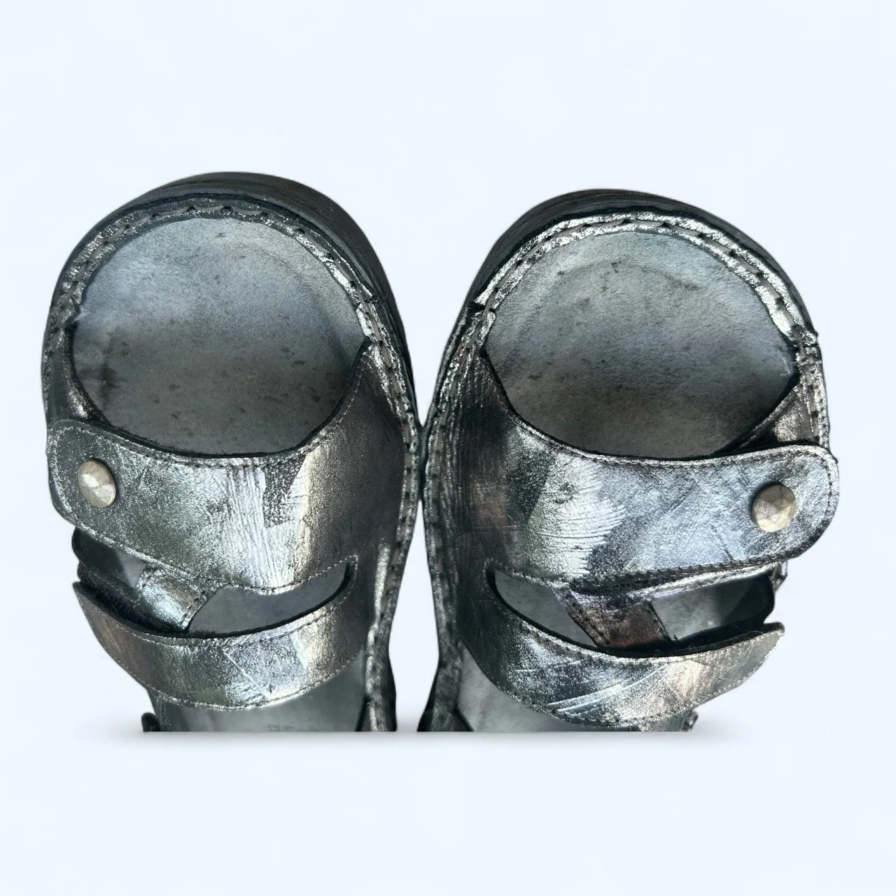 Naot Women's Fleur Metallic Onyx Leather Comfort Strappy Sandals size 42 Summer Black - Image 6