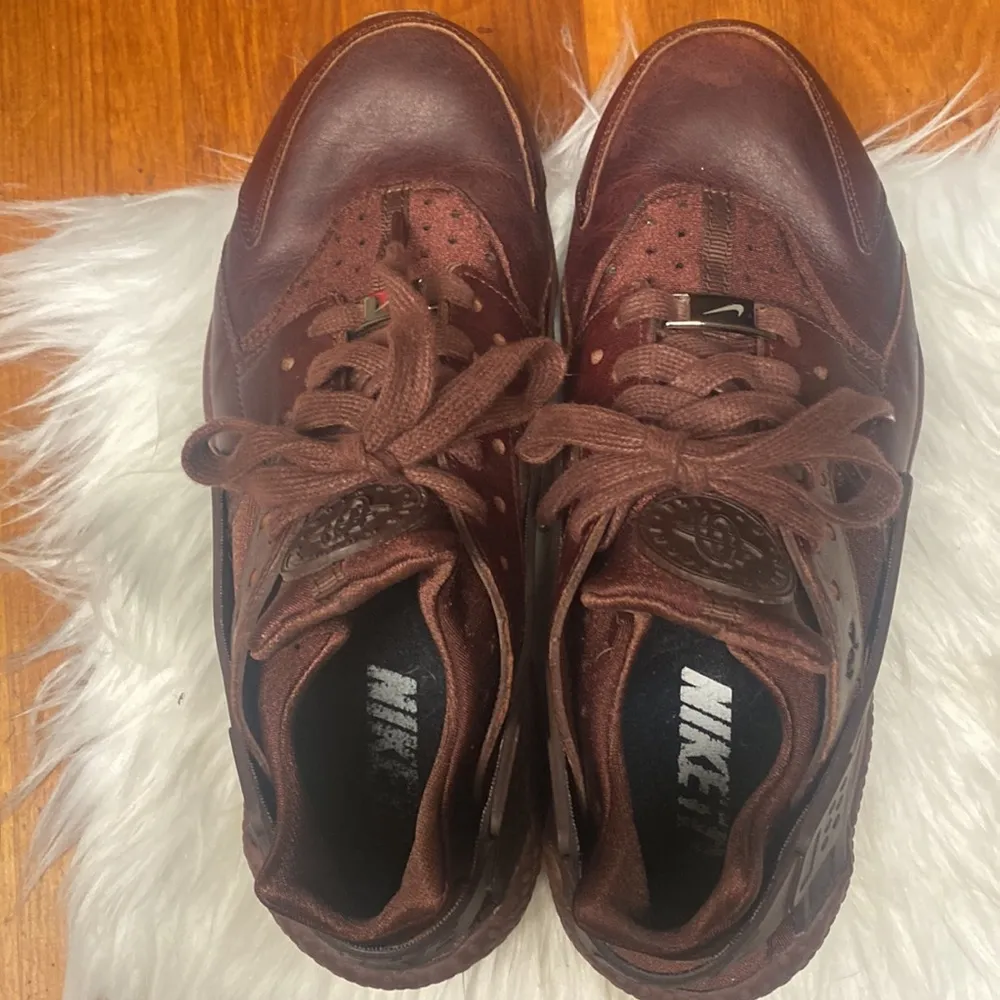 - Nike Women's Athletic Shoes - Burgundy - Image 4