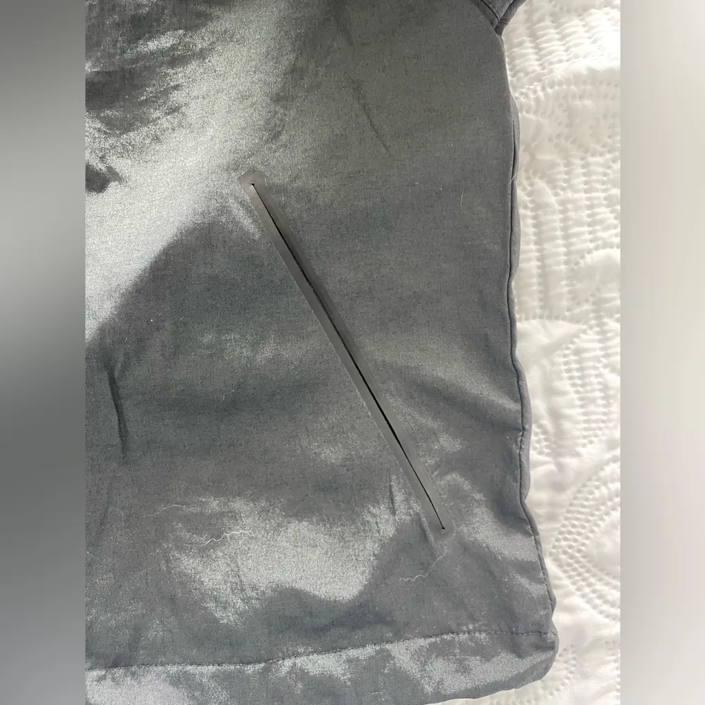 NIKE BLACK HOODED WINDBREAKER SIZE SMALL - Image 6